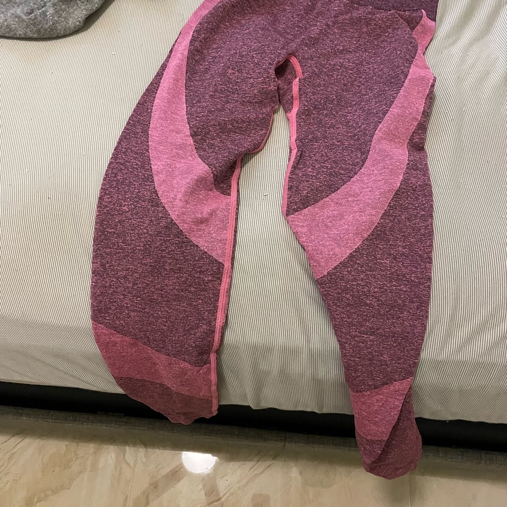 PINK seamless workout tight